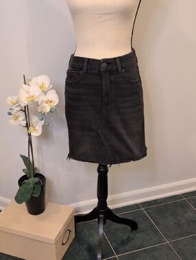 American Eagle Outfitters Black Distressed Denim Mini Skirt